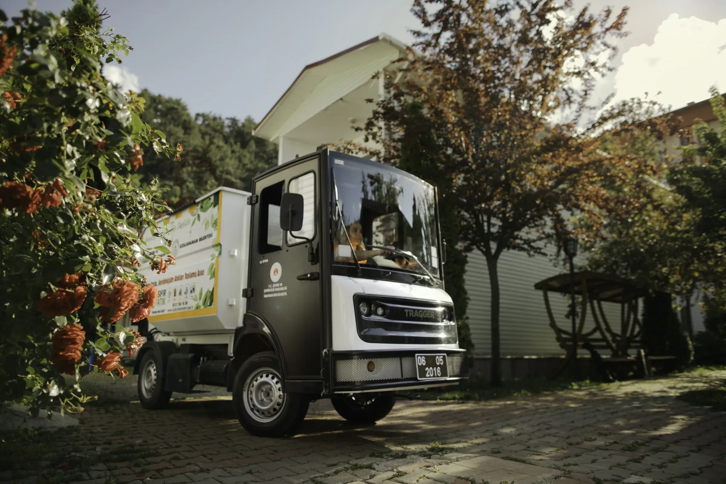 LC-S700 · In the Field